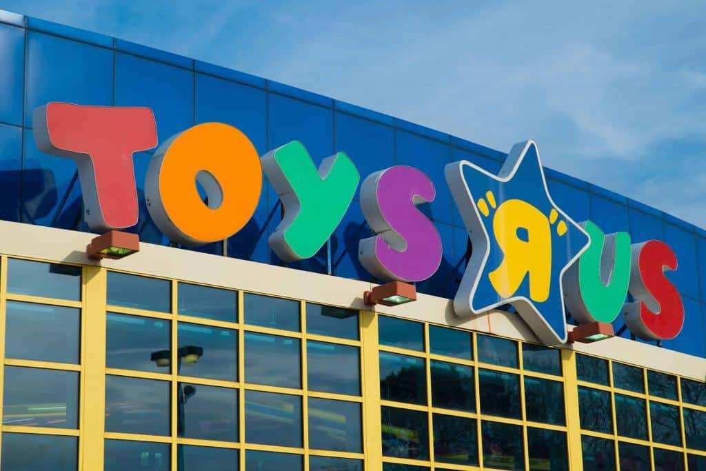 Flood of Toys ‘R’ Us Space Comes on the Market 35