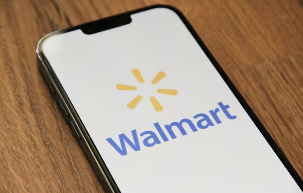 Walmart CEO says demand for convenience trumps price 1